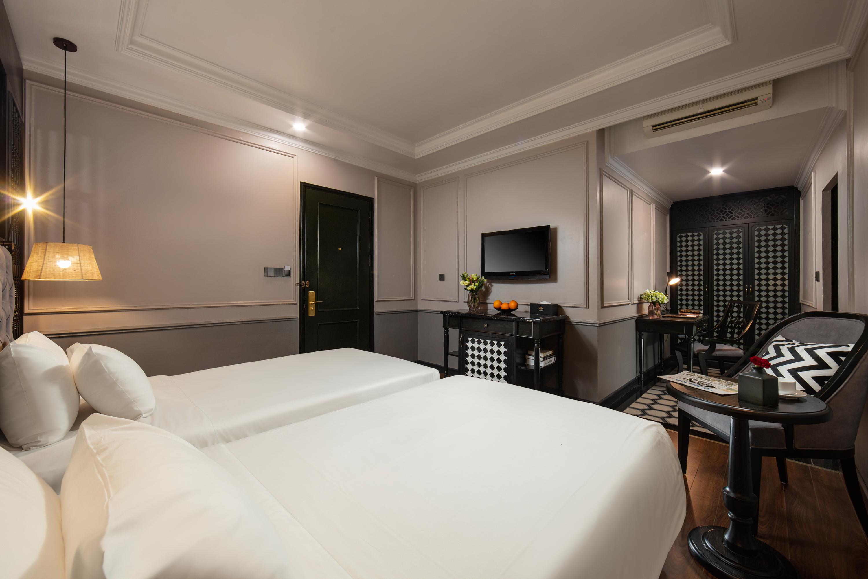 Imperial Hotel & Spa Hanoi Buitenkant foto